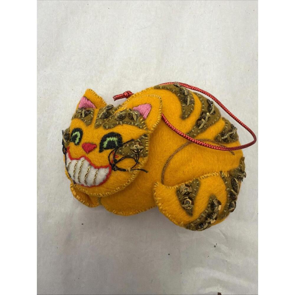 Alice in Wonderland Bucilla Vintage 1970s Felt Ornaments Set 4 Rare Complete - Picture 7 of 10